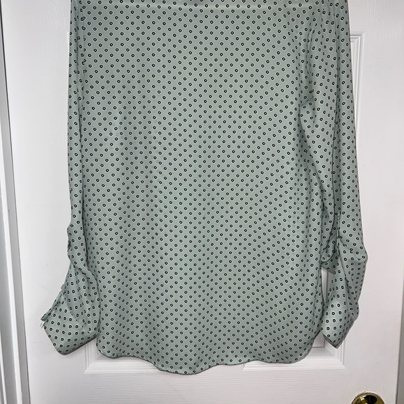 Ann Taylor Blouse - Picture 3 of 6